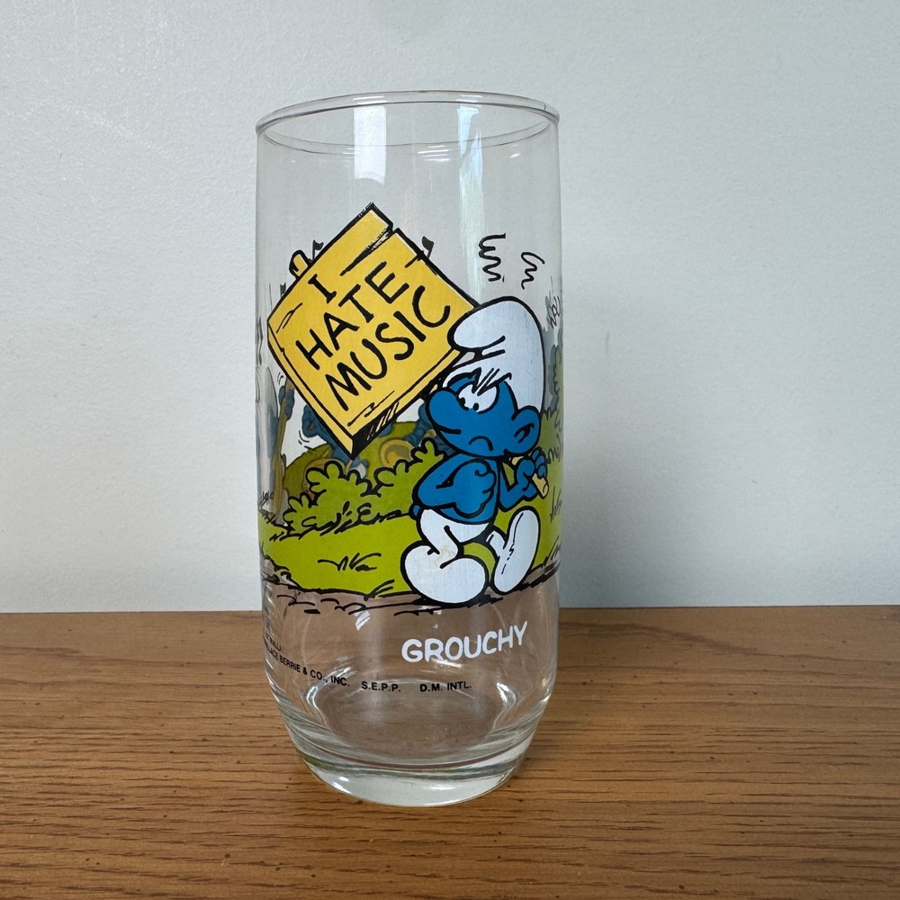 Vintage 1982‎ Smurfs Grouchy I Hate Music Glass Peyo Wallace Berrie
